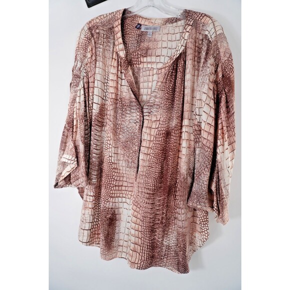 Jennifer Lopez Tops - Jennifer Lopez JLO Sz 1X Abstract Alligator /Animal Print Boho Blouse Flowy Top